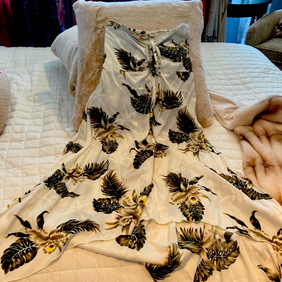 New! Hula hula Hawaii dress  size small (matching mens shirt avail) - Picture 1 of 6